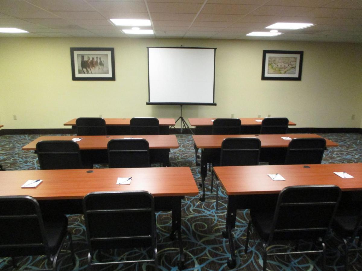 Days Inn & Suites By Wyndham Sam Houston Tollway Jersey Village Exteriör bild