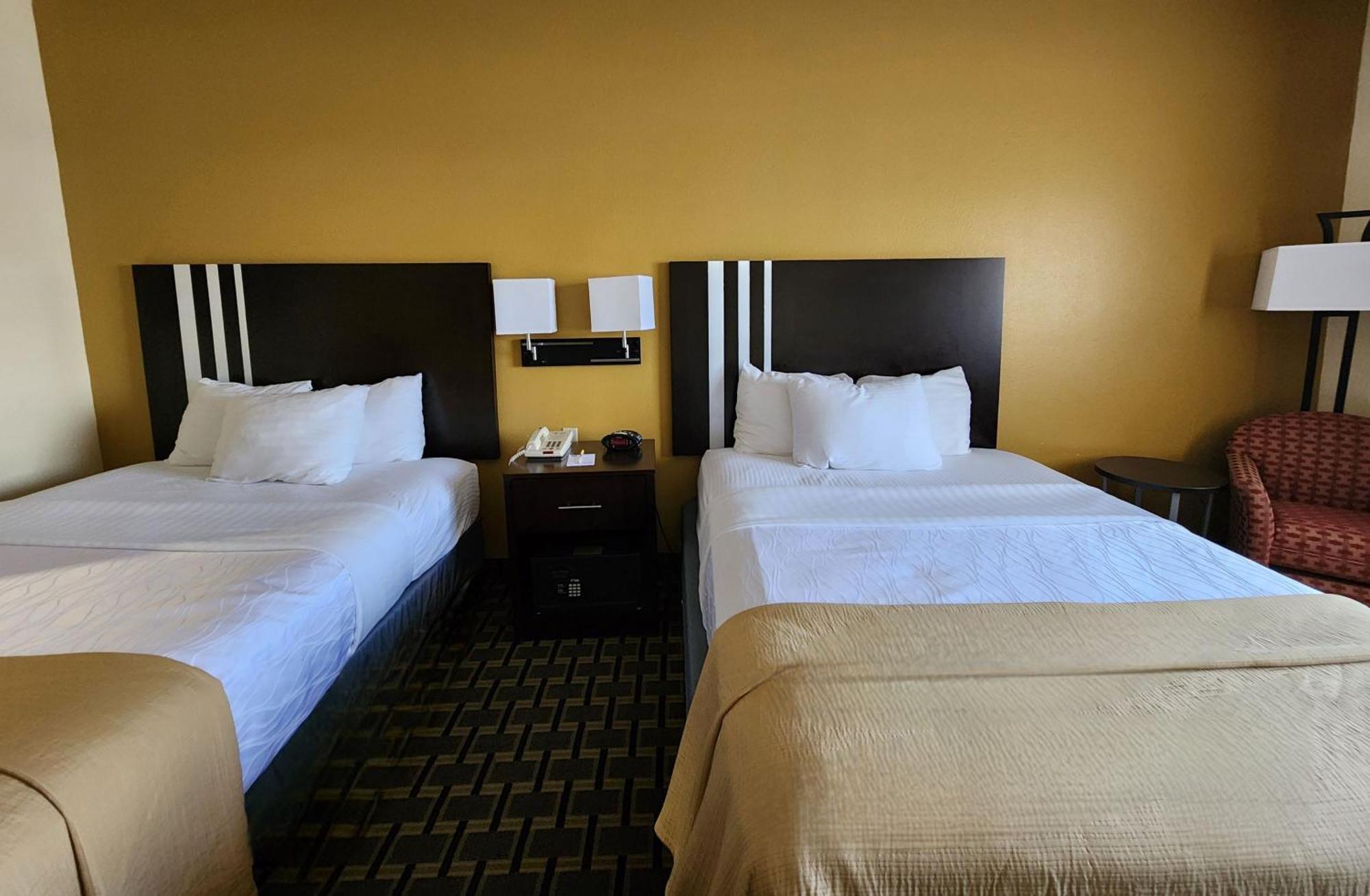Days Inn & Suites By Wyndham Sam Houston Tollway Jersey Village Exteriör bild