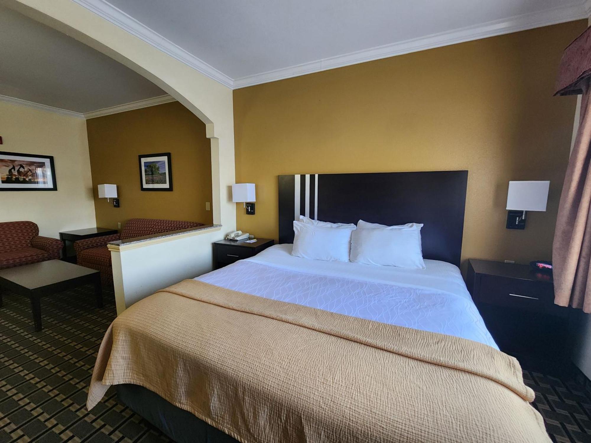 Days Inn & Suites By Wyndham Sam Houston Tollway Jersey Village Exteriör bild