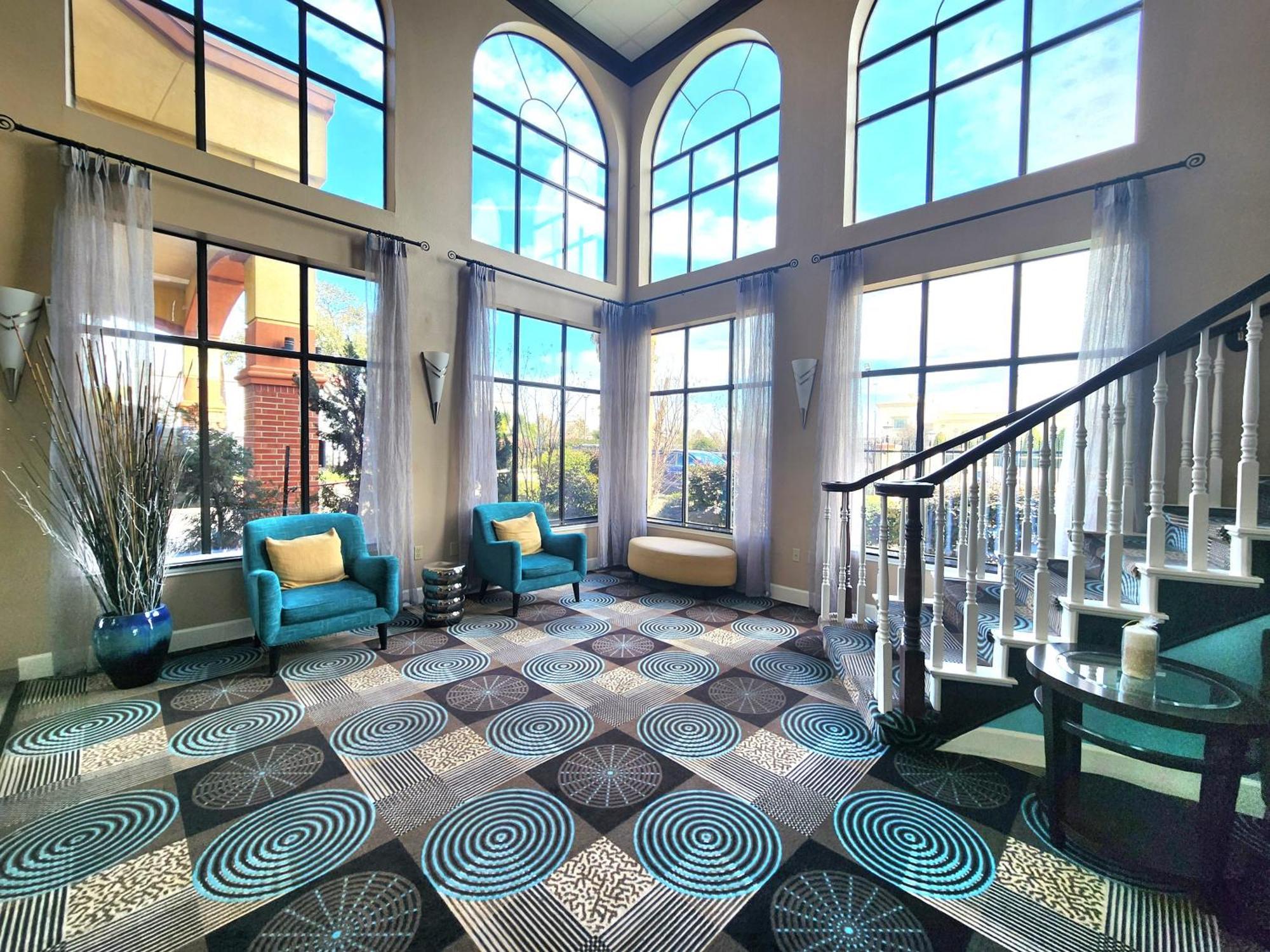 Days Inn & Suites By Wyndham Sam Houston Tollway Jersey Village Exteriör bild